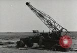 Standbild US Army Pionierausrüstung WW2 europäische Theater, 1944, aus Sekunde 13 historischem Filmmaterial Videoclip 65675058079