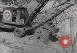 Standbild US Army Pionierausrüstung WW2 europäische Theater, 1944, aus Sekunde 51 historischem Filmmaterial Videoclip 65675058079