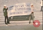 Standbild Vietnam Anti-Kriegs-Rallye Washington DC USA, 1969, aus Sekunde 45 historischem Filmmaterial Videoclip 65675058086