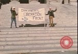 Standbild Vietnam Anti-Kriegs-Rallye Washington DC USA, 1969, aus Sekunde 60 historischem Filmmaterial Videoclip 65675058086