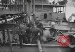 Image pétrolier United States USA, 1942, de la seconde 4 séquences d'archives historiques vidéo 65675058089