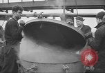 Image pétrolier United States USA, 1942, de la seconde 19 séquences d'archives historiques vidéo 65675058089