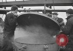 Image pétrolier United States USA, 1942, de la seconde 20 séquences d'archives historiques vidéo 65675058089