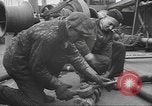 Image pétrolier United States USA, 1942, de la seconde 46 séquences d'archives historiques vidéo 65675058089
