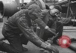Image pétrolier United States USA, 1942, de la seconde 48 séquences d'archives historiques vidéo 65675058089