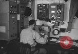 Standbild Radio telegrapher United States USA, 1942, aus Sekunde 13 historischem Filmmaterial Videoclip 65675058090