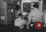 Standbild Radio telegrapher United States USA, 1942, aus Sekunde 24 historischem Filmmaterial Videoclip 65675058090