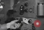Standbild Radio telegrapher United States USA, 1942, aus Sekunde 61 historischem Filmmaterial Videoclip 65675058090
