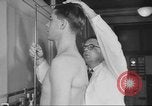 Standbild Seeleute United States USA, 1942, aus Sekunde 32 historischem Filmmaterial Videoclip 65675058093
