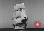 Standbild Merchant Marine Offizier Kandidaten Kings Point New York USA, 1942, aus Sekunde 29 historischem Filmmaterial Videoclip 65675058097
