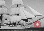 Standbild Merchant Marine Offizier Kandidaten Kings Point New York USA, 1942, aus Sekunde 36 historischem Filmmaterial Videoclip 65675058097