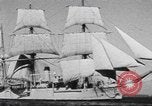Standbild Merchant Marine Offizier Kandidaten Kings Point New York USA, 1942, aus Sekunde 42 historischem Filmmaterial Videoclip 65675058097