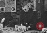 Immagine di Merchant Marine Officer candidati Kings Point New York USA, 1942, secondo 46 filmato di repertorio 65675058101