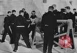 Standbild Merchant Marine Offizier Kandidaten Kings Point New York USA, 1942, aus Sekunde 43 historischem Filmmaterial Videoclip 65675058103