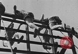 Standbild Merchant Marine Offizier Kandidaten Kings Point New York USA, 1942, aus Sekunde 25 historischem Filmmaterial Videoclip 65675058104