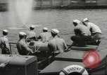 Standbild Bekämpfung von Bränden in den Seehäfen United States USA, 1944, aus Sekunde 46 historischem Filmmaterial Videoclip 65675058108
