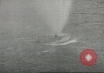 Standbild Bekämpfung von Bränden in den Seehäfen United States USA, 1944, aus Sekunde 50 historischem Filmmaterial Videoclip 65675058108