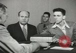 Immagine di La marina mercantile marinai United States USA, 1944, secondo 13 filmato di repertorio 65675058112