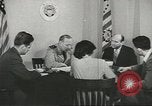Immagine di La marina mercantile marinai United States USA, 1944, secondo 23 filmato di repertorio 65675058112