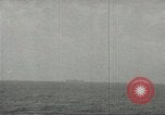 Immagine di La marina mercantile marinai United States USA, 1944, secondo 38 filmato di repertorio 65675058112