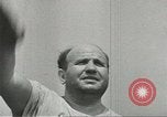 Immagine di La marina mercantile marinai United States USA, 1944, secondo 49 filmato di repertorio 65675058112