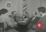 Immagine di La marina mercantile marinai United States USA, 1944, secondo 52 filmato di repertorio 65675058112