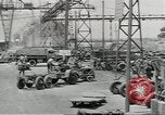 Image automotive usine de remontage Théâtre Méditerranéen, 1943, de la seconde 58 séquences d'archives historiques vidéo 65675058120