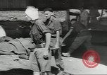 Standbild Douglas C-47 Skytrain Wau Papua Neu Guinea, 1943, aus Sekunde 6 historischem Filmmaterial Videoclip 65675058123