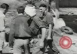 Standbild Douglas C-47 Skytrain Wau Papua Neu Guinea, 1943, aus Sekunde 8 historischem Filmmaterial Videoclip 65675058123