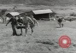 Standbild Douglas C-47 Skytrain Wau Papua Neu Guinea, 1943, aus Sekunde 11 historischem Filmmaterial Videoclip 65675058123