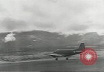 Standbild Douglas C-47 Skytrain Wau Papua Neu Guinea, 1943, aus Sekunde 51 historischem Filmmaterial Videoclip 65675058123