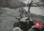 Standbild neue Eisenbahn Bristol Connecticut USA, 1944, aus Sekunde 28 historischem Filmmaterial Videoclip 65675058149