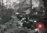 Standbild neue Eisenbahn Bristol Connecticut USA, 1944, aus Sekunde 33 historischem Filmmaterial Videoclip 65675058149