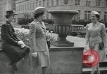 Immagine di Donna Esercito United States USA, 1944, secondo 52 filmato di repertorio 65675058150