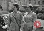 Immagine di Donna Esercito United States USA, 1944, secondo 60 filmato di repertorio 65675058150