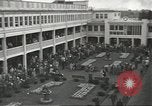 Standbild Kentucky Derby Louisville Kentucky USA, 1944, aus Sekunde 13 historischem Filmmaterial Videoclip 65675058151
