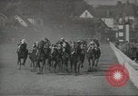 Standbild Kentucky Derby Louisville Kentucky USA, 1944, aus Sekunde 48 historischem Filmmaterial Videoclip 65675058151