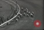 Standbild Kentucky Derby Louisville Kentucky USA, 1944, aus Sekunde 56 historischem Filmmaterial Videoclip 65675058151