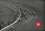 Standbild Kentucky Derby Louisville Kentucky USA, 1944, aus Sekunde 57 historischem Filmmaterial Videoclip 65675058151