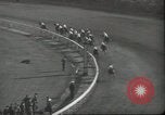 Standbild Kentucky Derby Louisville Kentucky USA, 1944, aus Sekunde 59 historischem Filmmaterial Videoclip 65675058151