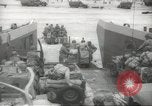 Standbild Allied Infanterie Normandie Frankreich, 1944, aus Sekunde 4 historischem Filmmaterial Videoclip 65675058152