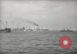 Standbild Allied Infanterie Normandie Frankreich, 1944, aus Sekunde 11 historischem Filmmaterial Videoclip 65675058152