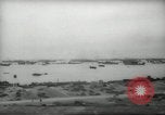 Standbild Allied Infanterie Normandie Frankreich, 1944, aus Sekunde 23 historischem Filmmaterial Videoclip 65675058152