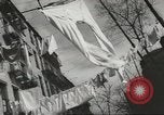 Standbild Rationierung von Lebensmitteln United States USA, 1943, aus Sekunde 48 historischem Filmmaterial Videoclip 65675058157