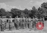 Immagine di Agente OSS formazione militare United States USA, 1943, secondo 55 filmato di repertorio 65675058173