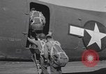 Standbild Office of Strategic Services Birma, 1942, aus Sekunde 29 historischem Filmmaterial Videoclip 65675058175