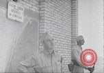 Standbild Office of Strategic Services Naher Osten, 1945, aus Sekunde 57 historischem Filmmaterial Videoclip 65675058179
