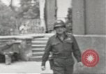 Image des officiers des Etats-Unis théâtre européen, 1944, de la seconde 40 séquences d'archives historiques vidéo 65675058191
