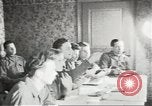 Standbild deutsche Agenten europäische Theater, 1944, aus Sekunde 8 historischem Filmmaterial Videoclip 65675058197