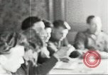 Standbild deutsche Agenten europäische Theater, 1944, aus Sekunde 16 historischem Filmmaterial Videoclip 65675058197